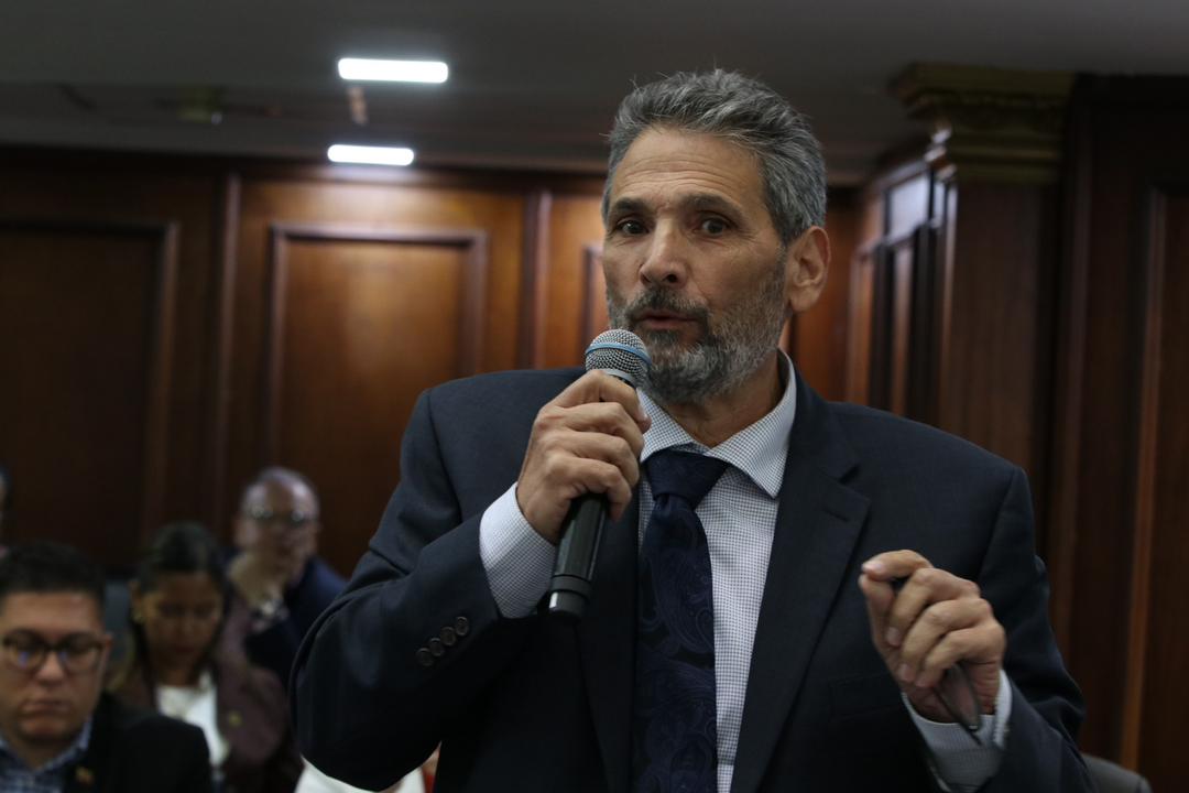 NOTA + FOTO: Grupo Parlamentario Libertad respalda reforma eléctrica y exige descentralizar el sector para superar el colapso | Salvador Herald